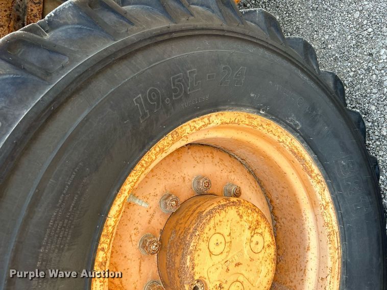 image for item KW9123 2005 Case 580 Super M Series 2  backhoe