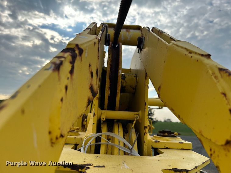 image for item KW9134 1990 Grove AP308  crane