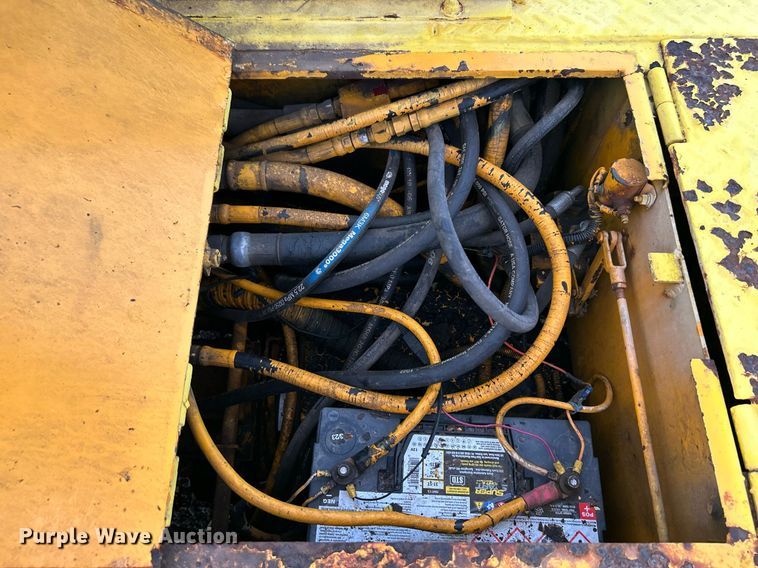 image for item KW9134 1990 Grove AP308  crane