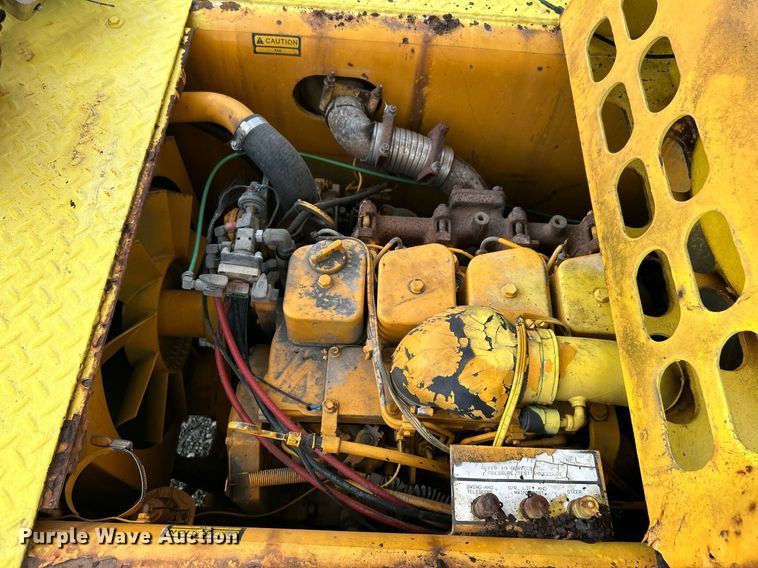 image for item KW9134 1990 Grove AP308  crane