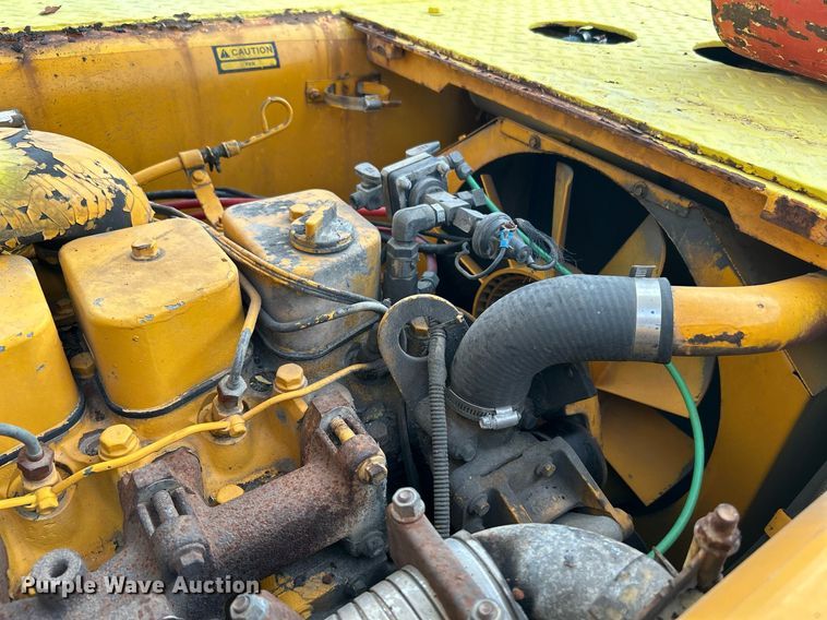 image for item KW9134 1990 Grove AP308  crane