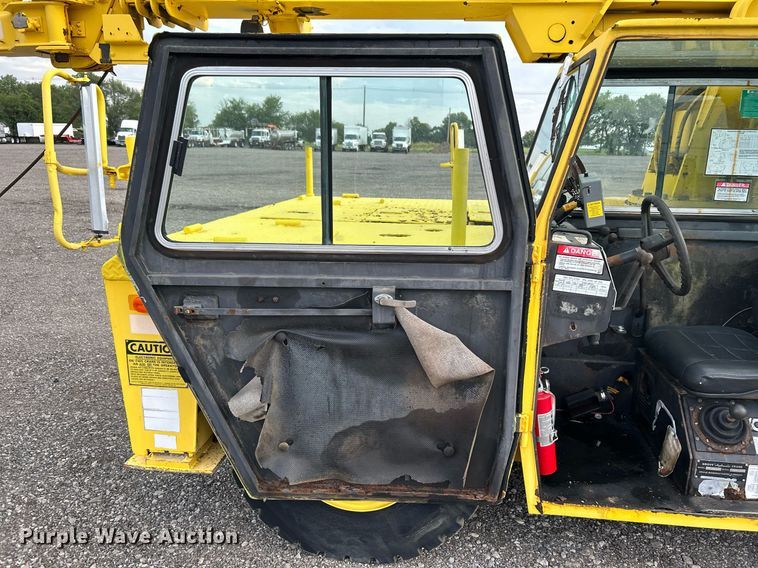 image for item KW9134 1990 Grove AP308  crane