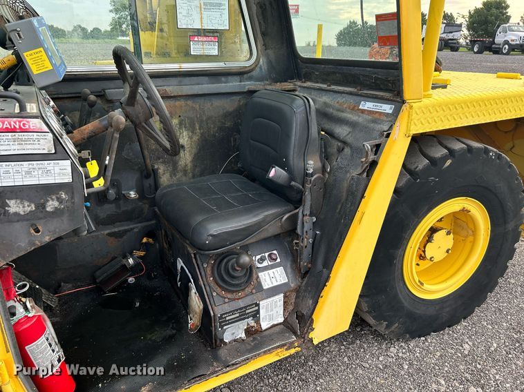 image for item KW9134 1990 Grove AP308  crane