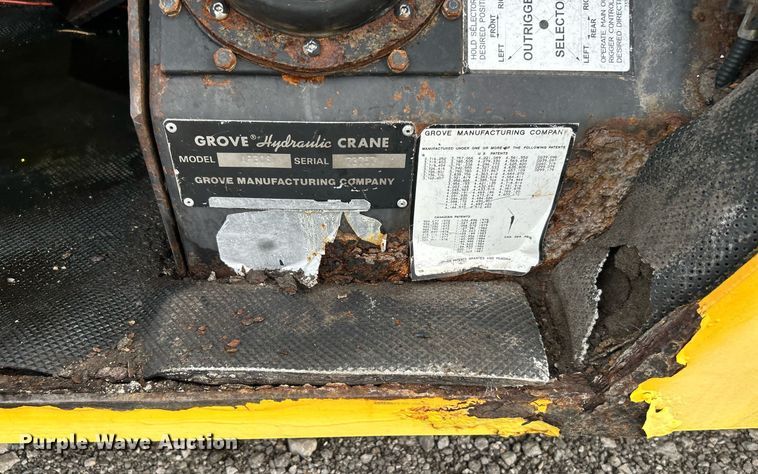 image for item KW9134 1990 Grove AP308  crane