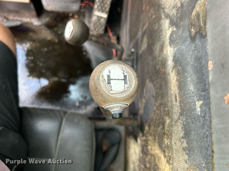 image for item KW9134 1990 Grove AP308  crane