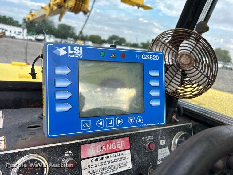 image for item KW9134 1990 Grove AP308  crane