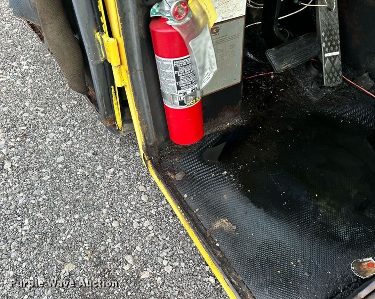 image for item KW9134 1990 Grove AP308  crane