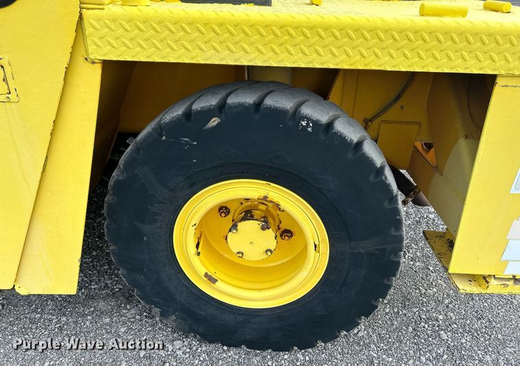 image for item KW9134 1990 Grove AP308  crane