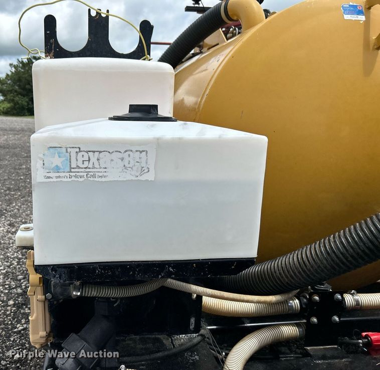 image for item KW9140 2018 Vactron CV573SGT  vacuum excavator