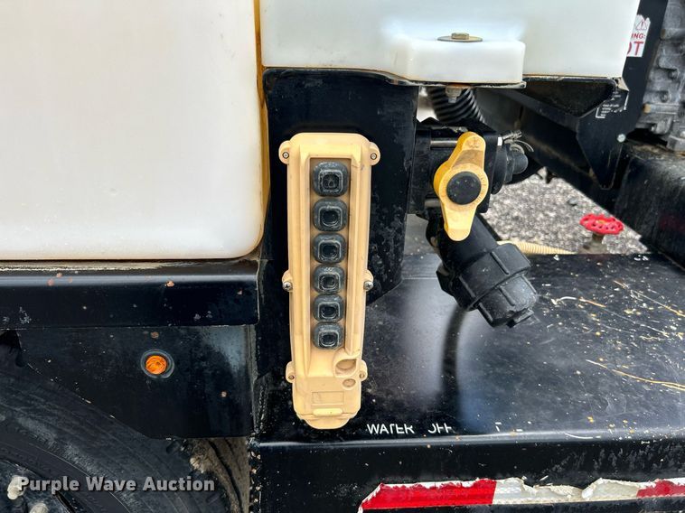 image for item KW9140 2018 Vactron CV573SGT  vacuum excavator