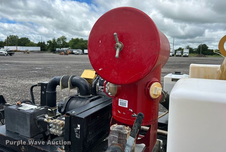 image for item KW9140 2018 Vactron CV573SGT  vacuum excavator