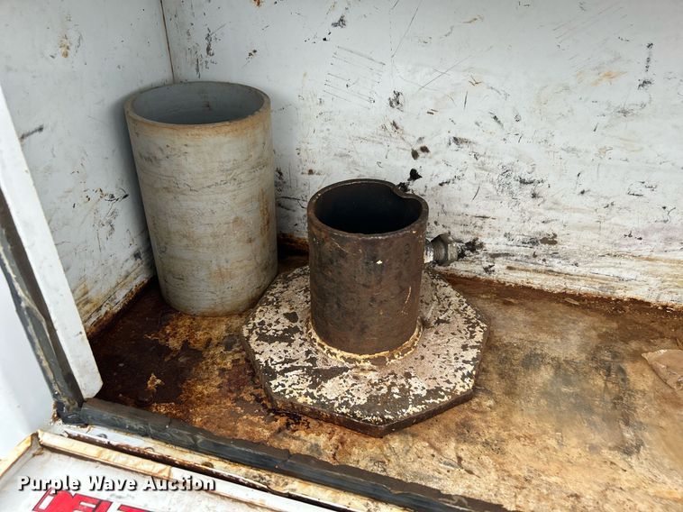 image for item KW9143 1999 Brindle Products  reel trailer