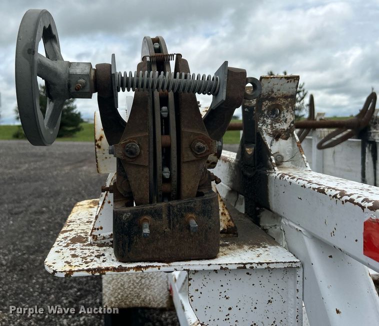 image for item KW9143 1999 Brindle Products  reel trailer