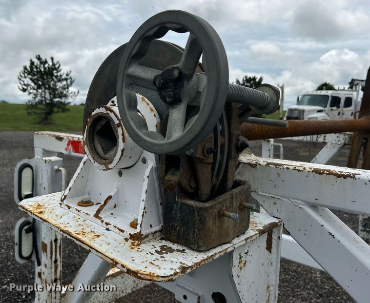 image for item KW9143 1999 Brindle Products  reel trailer