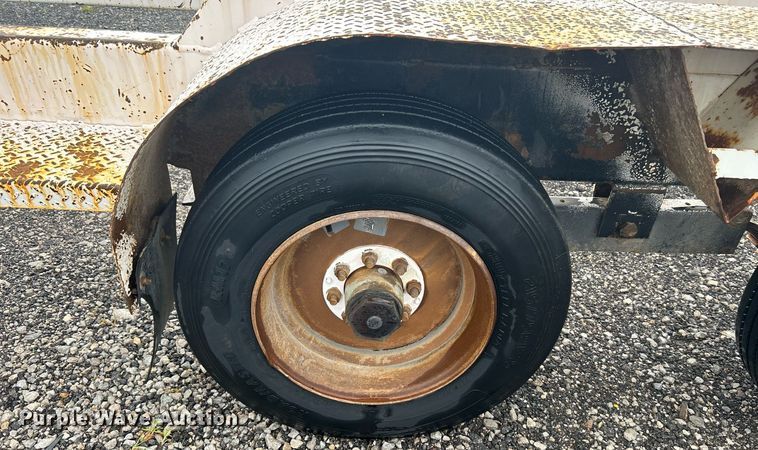 image for item KW9147 1996 Butler Trailer Mfg BC-1803  reel trailer
