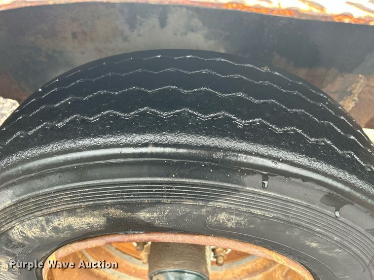 image for item KW9147 1996 Butler Trailer Mfg BC-1803  reel trailer