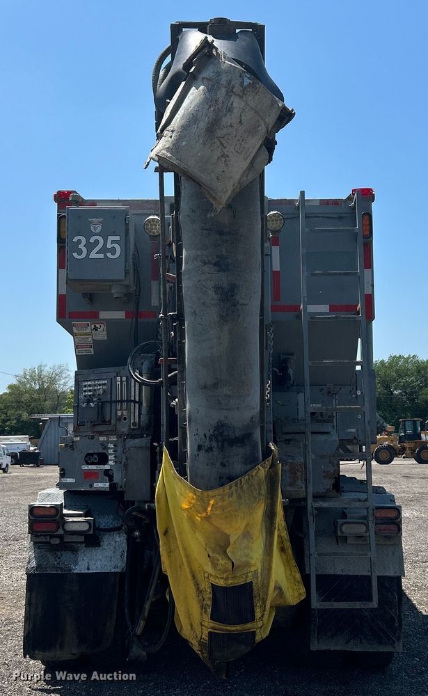 image for item KW9151 2007 Kenworth T800  volumetric ready mix truck