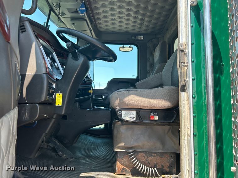 image for item KW9151 2007 Kenworth T800  volumetric ready mix truck