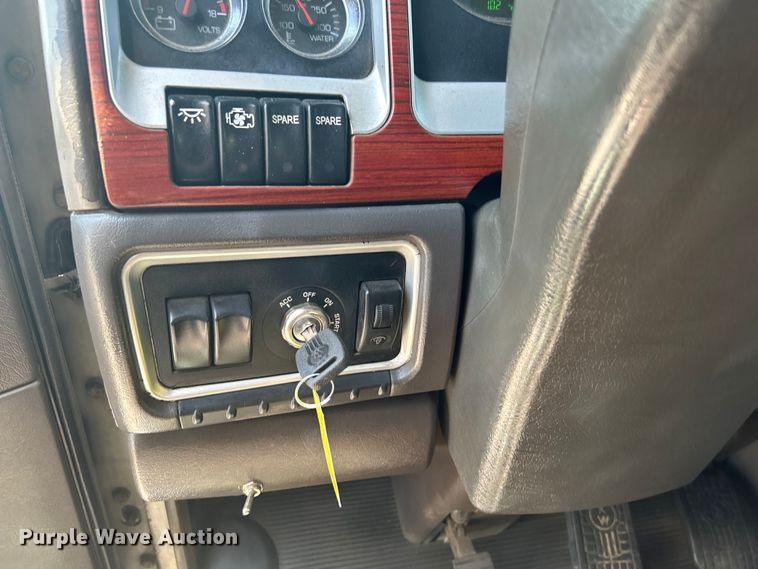 image for item KW9151 2007 Kenworth T800  volumetric ready mix truck