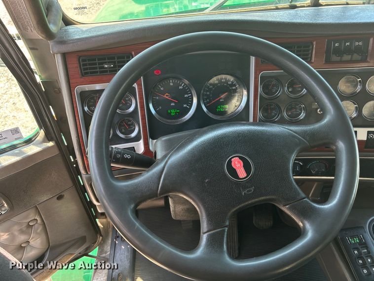 image for item KW9151 2007 Kenworth T800  volumetric ready mix truck