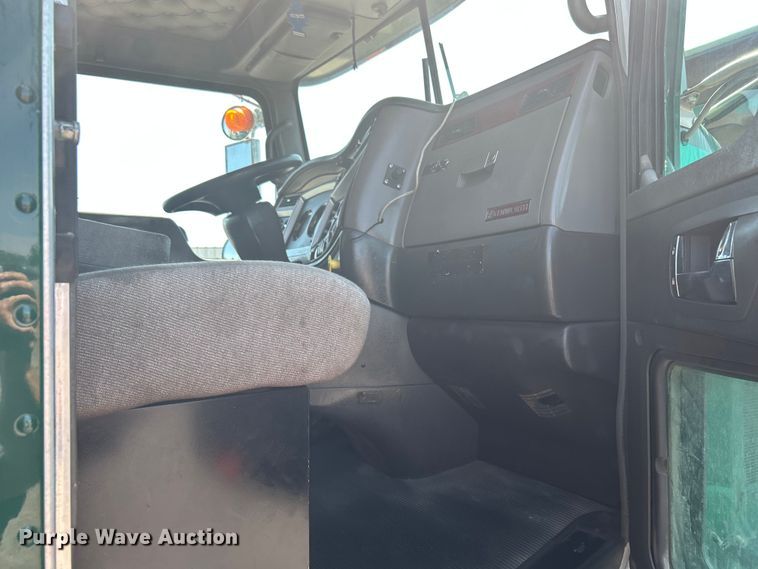 image for item KW9151 2007 Kenworth T800  volumetric ready mix truck