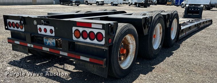 image for item KW9187 2006 X-L Specialized XL80MG  lowboy equipment trailer