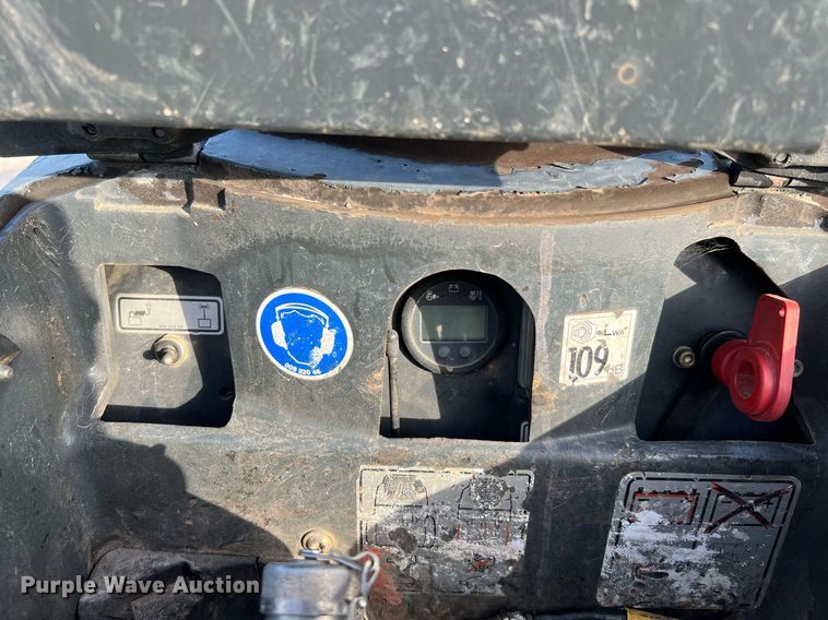 image for item LF9330 2017 Bomag BMP8500  trench compactor