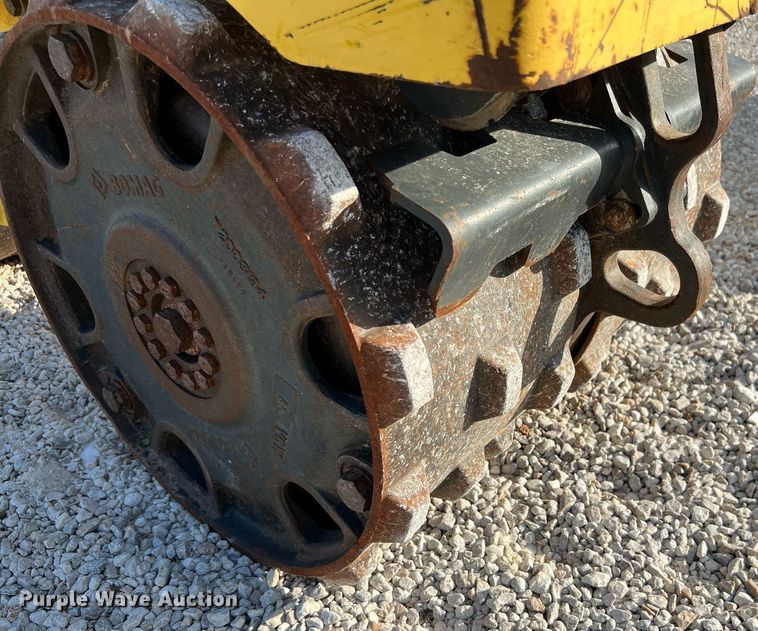 image for item LF9330 2017 Bomag BMP8500  trench compactor