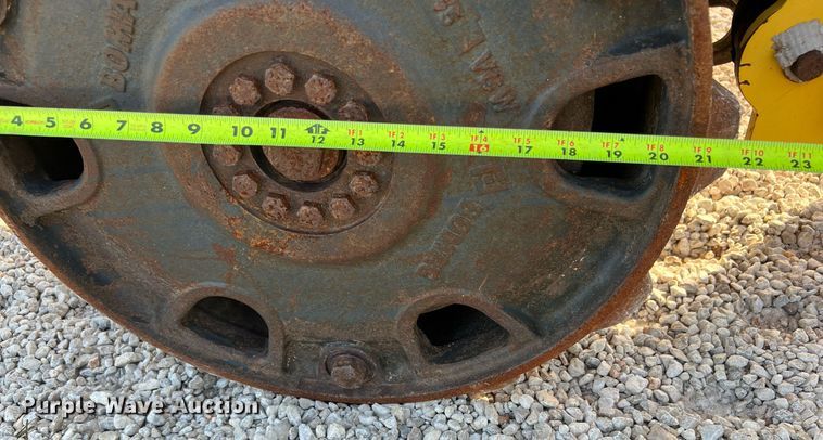 image for item LF9330 2017 Bomag BMP8500  trench compactor