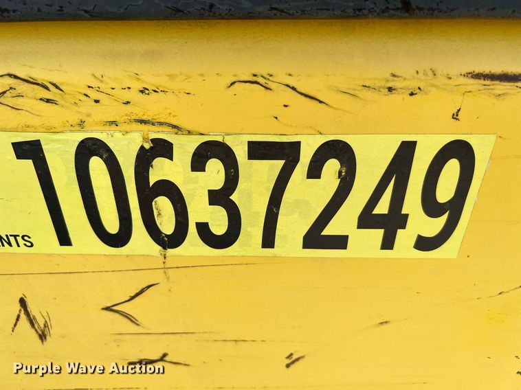 image for item LF9330 2017 Bomag BMP8500  trench compactor