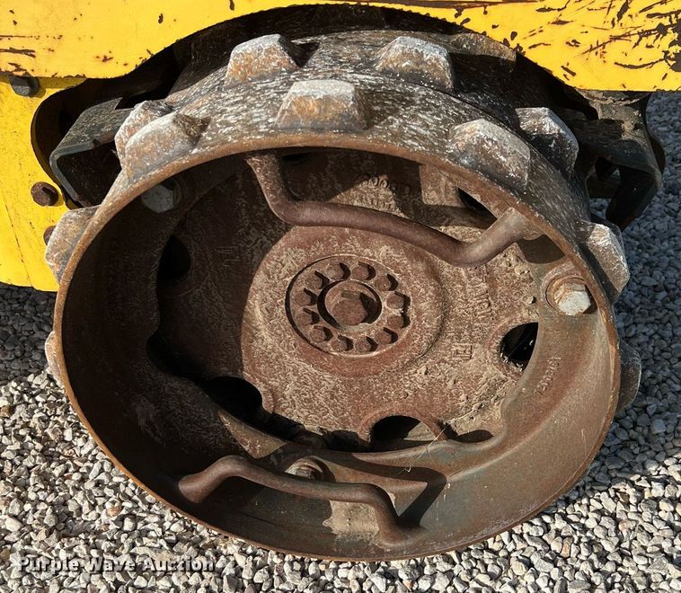 image for item LF9331 2018 Bomag BMP8500  trench compactor