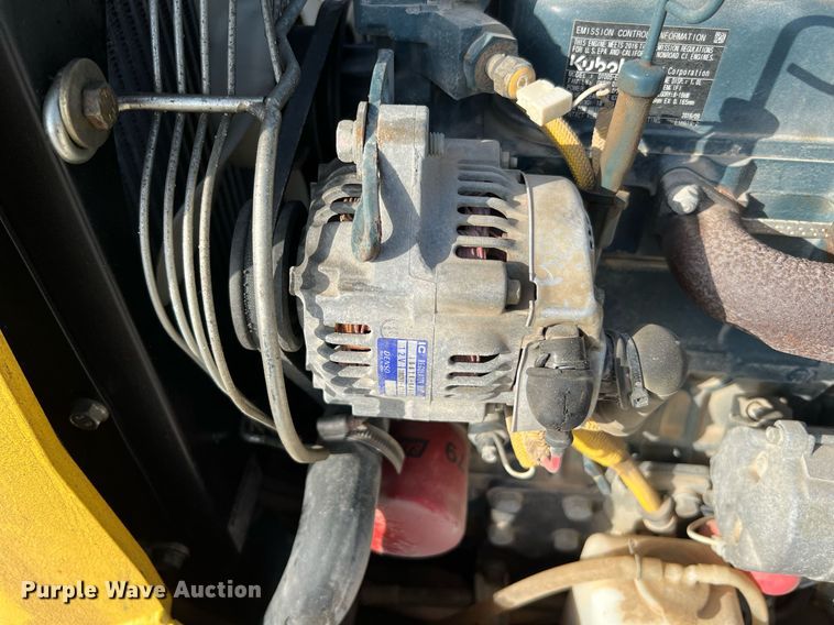 image for item LF9332 2017 Bomag BMP8500  trench compactor