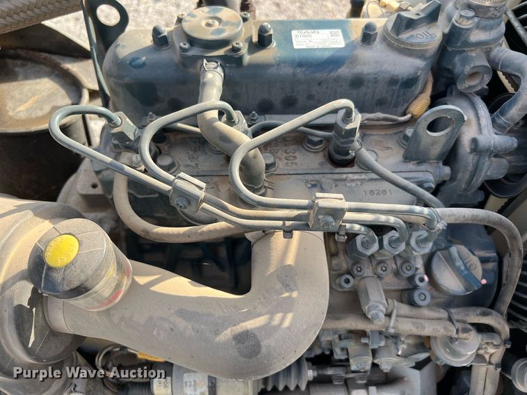 image for item LF9332 2017 Bomag BMP8500  trench compactor