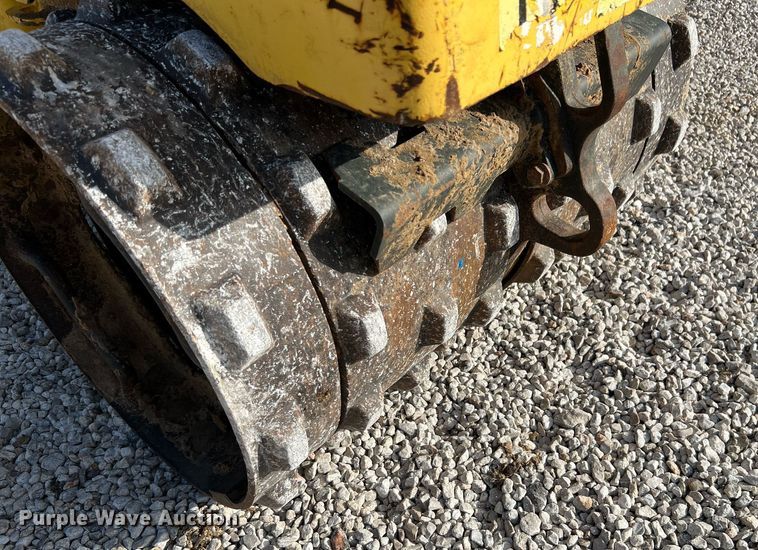image for item LF9332 2017 Bomag BMP8500  trench compactor