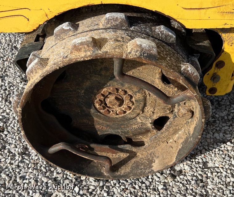 image for item LF9332 2017 Bomag BMP8500  trench compactor