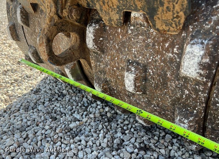 image for item LF9332 2017 Bomag BMP8500  trench compactor