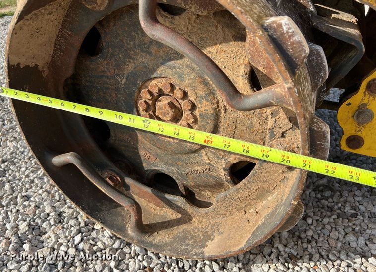 image for item LF9332 2017 Bomag BMP8500  trench compactor