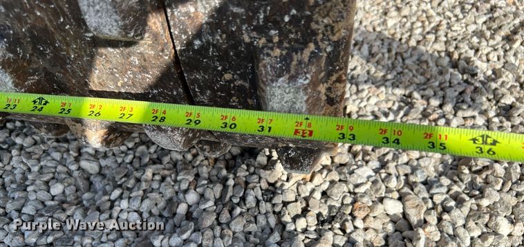 image for item LF9332 2017 Bomag BMP8500  trench compactor