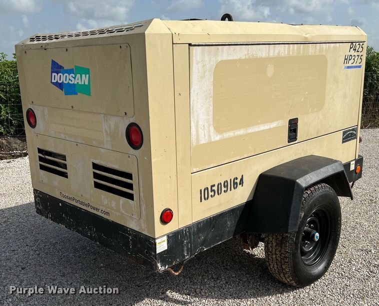 image for item LF9333 2016 Doosan P425/HP375  air compressor