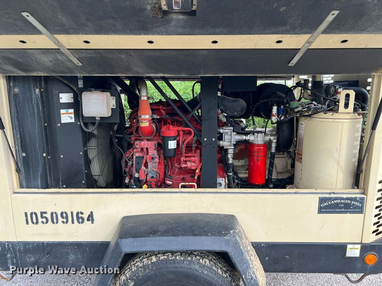 image for item LF9333 2016 Doosan P425/HP375  air compressor