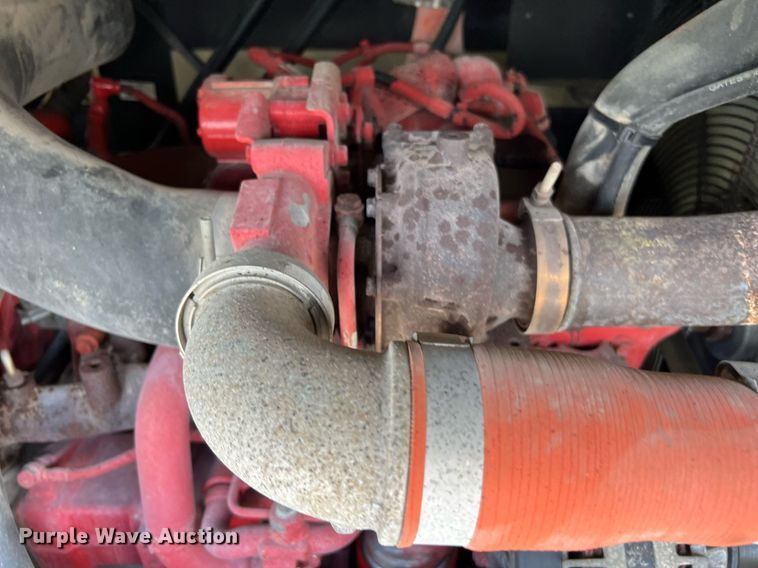 image for item LF9333 2016 Doosan P425/HP375  air compressor