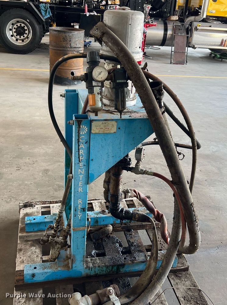 image for item LF9334 Carpenter Rely G107  foam fill pneumatic pump