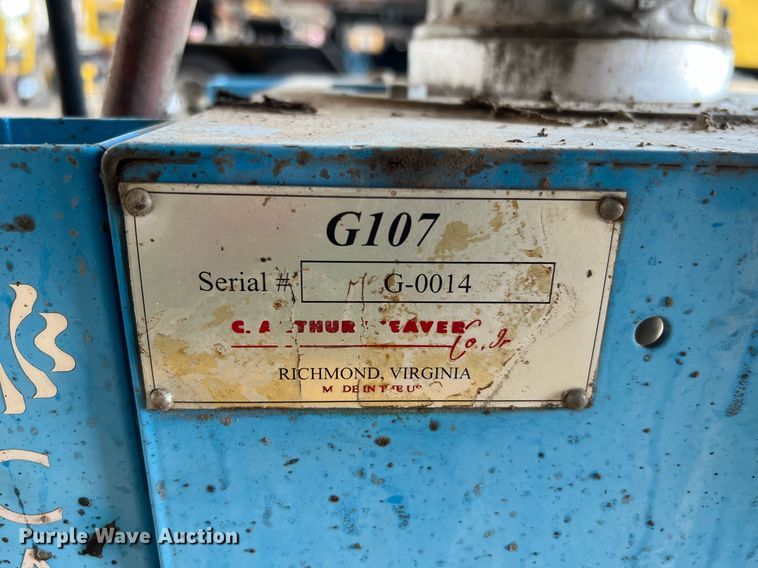 image for item LF9334 Carpenter Rely G107  foam fill pneumatic pump