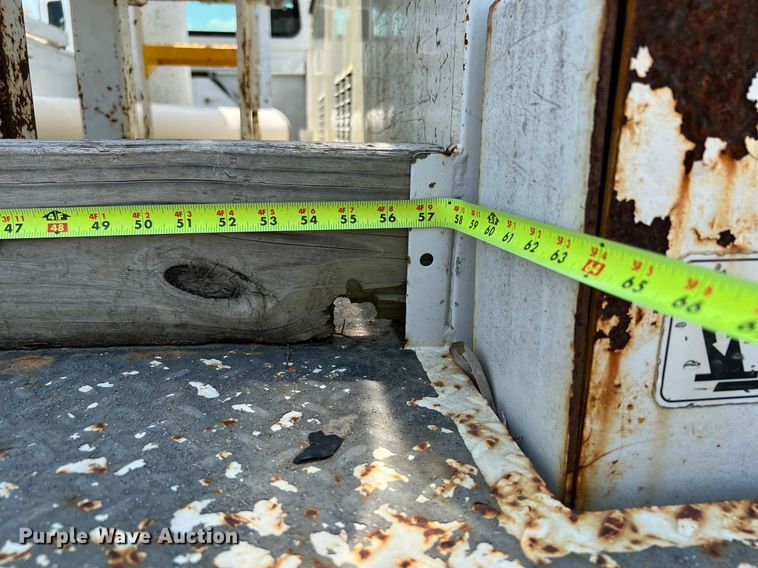 image for item LF9365 2012 International 4300 bucket truck