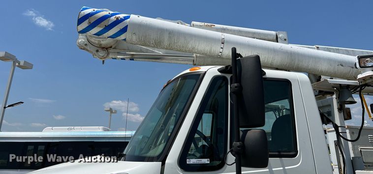 image for item LF9365 2012 International 4300 bucket truck