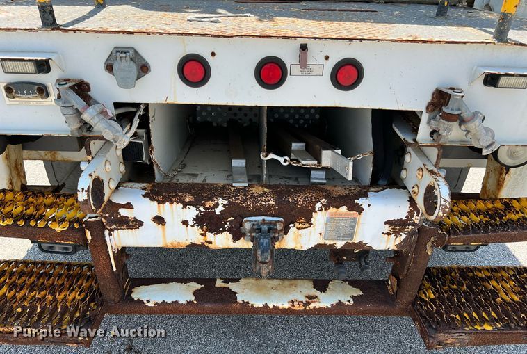 image for item LF9365 2012 International 4300 bucket truck