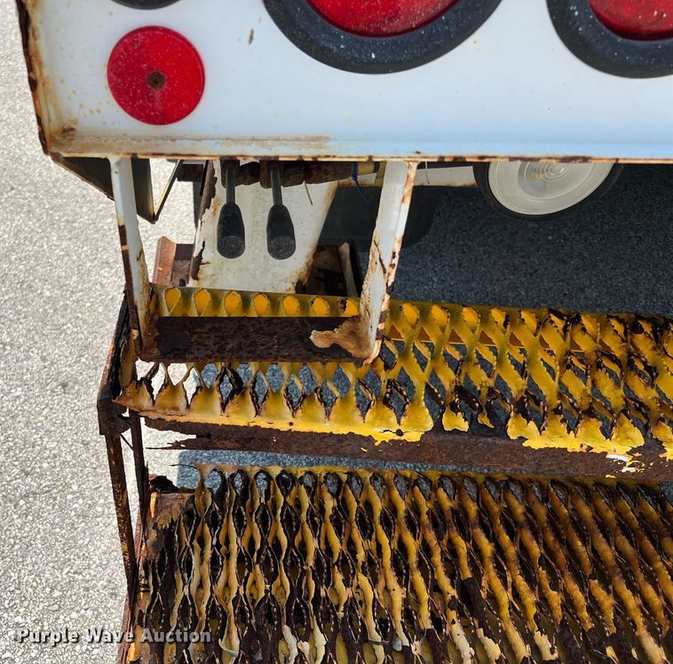 image for item LF9365 2012 International 4300 bucket truck