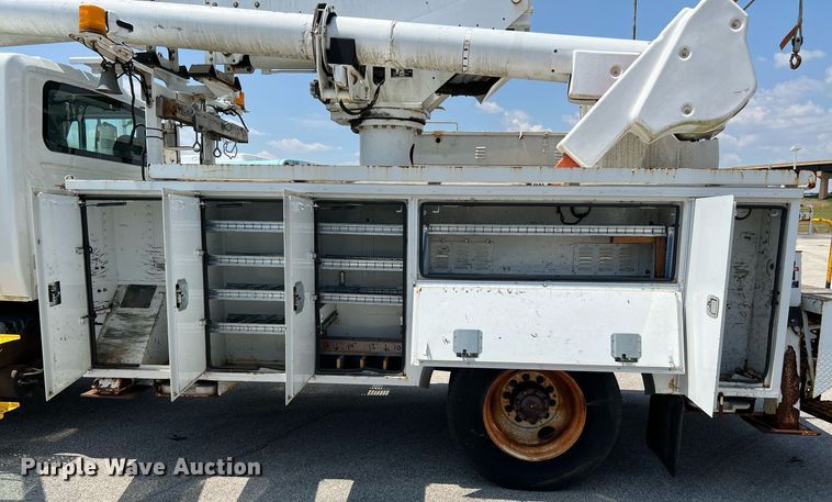 image for item LF9365 2012 International 4300 bucket truck