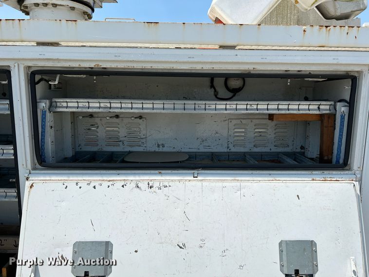 image for item LF9365 2012 International 4300 bucket truck