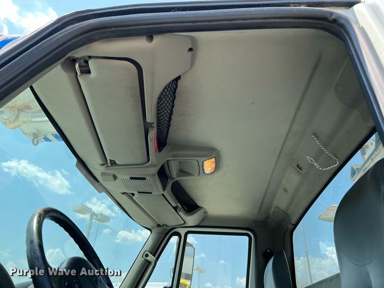 image for item LF9365 2012 International 4300 bucket truck